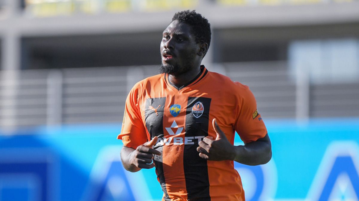 Форвард Шахтаря Лассіна Траоре зазнав серйозної травми Форвард Шахтаря Лассіна Траоре зазнав серйозної травми