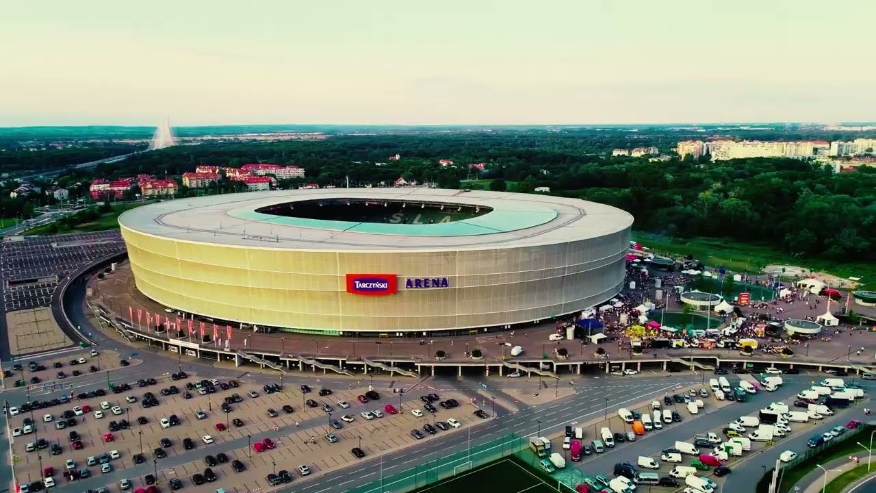 Стадион во Вроцлаве, который примет бой Усик – Дюбуа