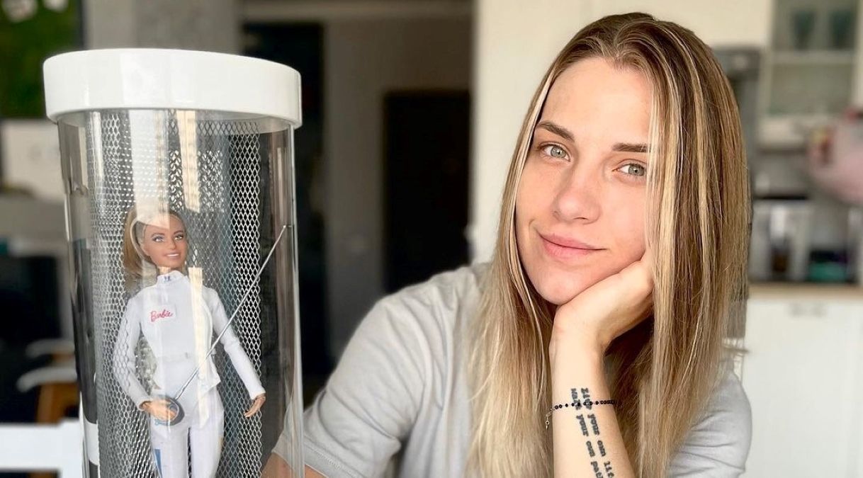 Ольга Харлан с уникальной куклой Ольга Харлан с уникальной куклой