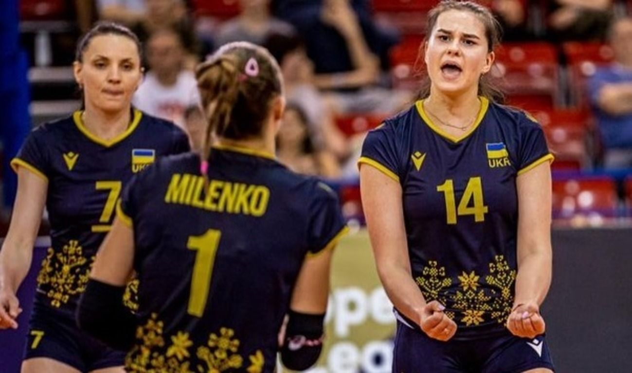 Жіноча збірна України з волейболу Жіноча збірна України з волейболу