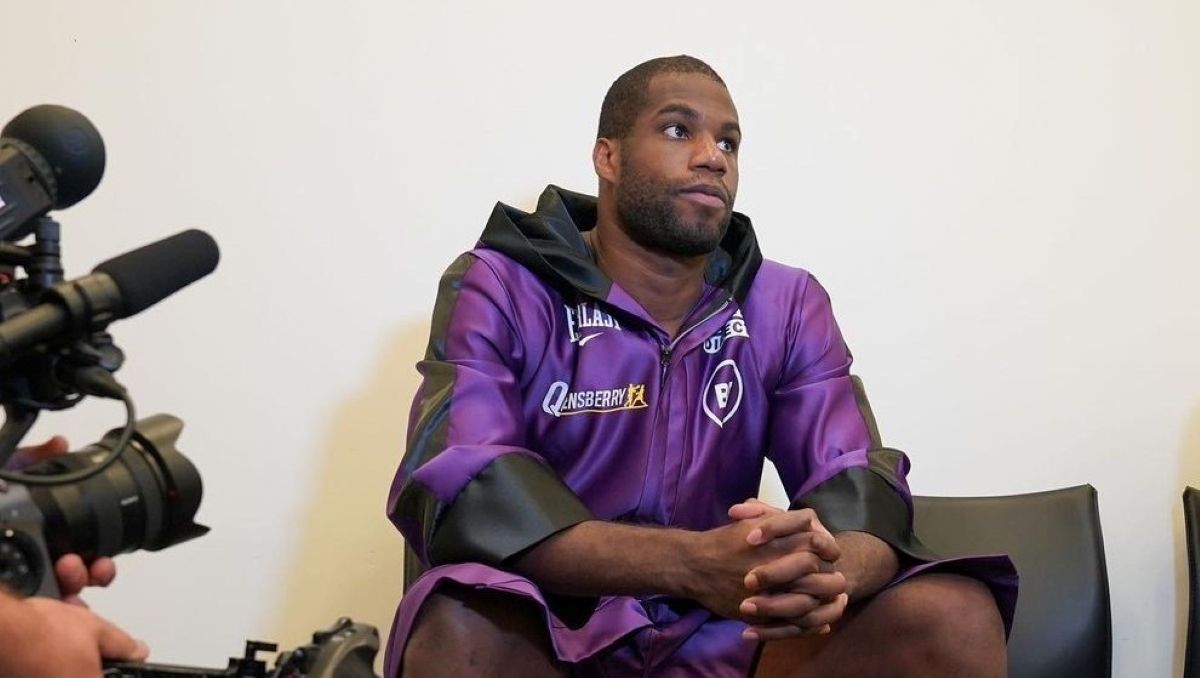 Дюбуа не пришел на пресс-конференцию Дюбуа не пришел на пресс-конференцию