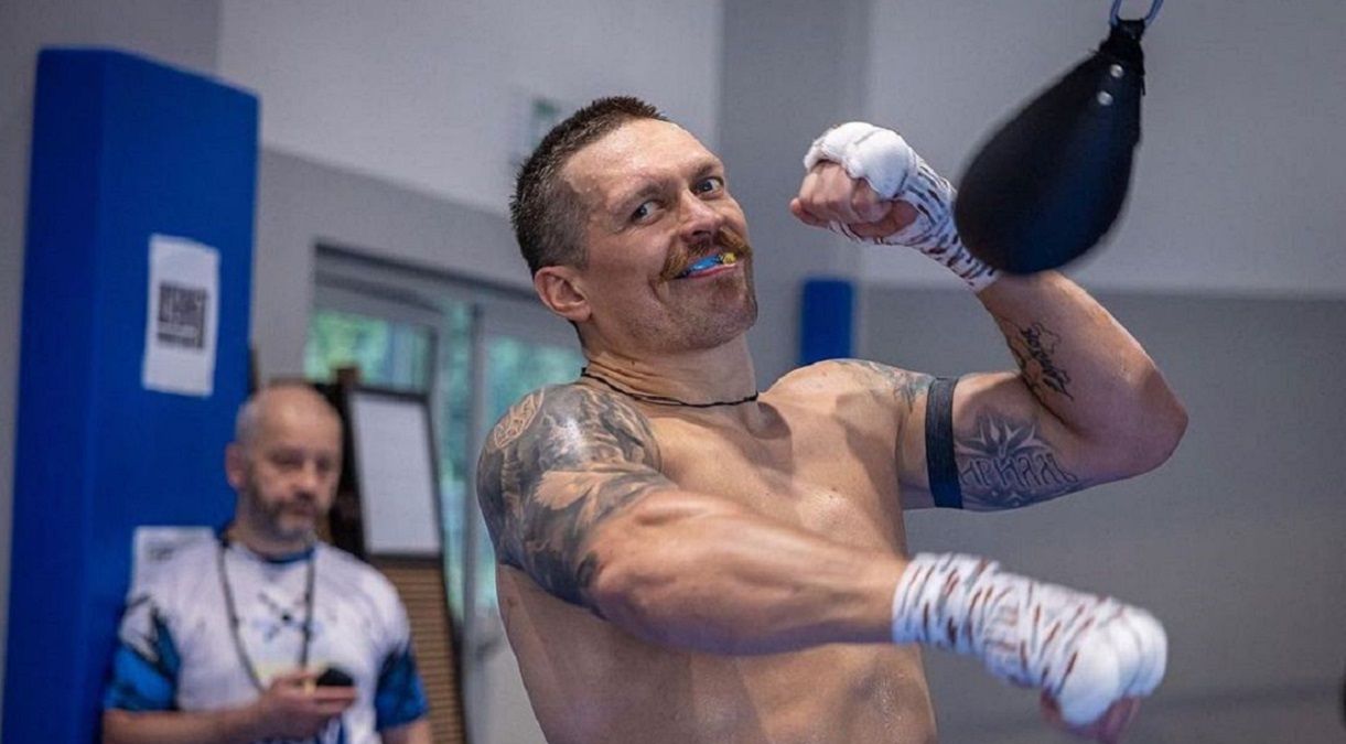 Олександр Усик зробив гучну заяву після перемоги над Даніелем Дюбуа Олександр Усик зробив гучну заяву після перемоги над Даніелем Дюбуа