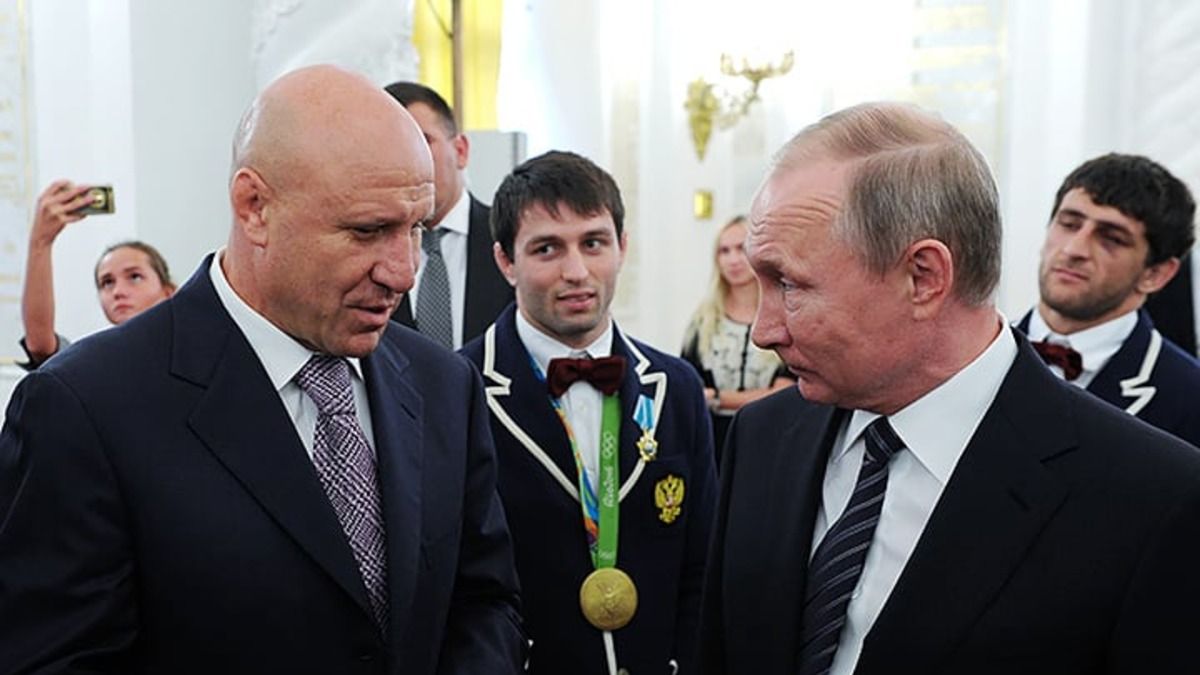 Украинский борец не пожал руку россиянину: реакция РФ Украинский борец не пожал руку россиянину: реакция РФ