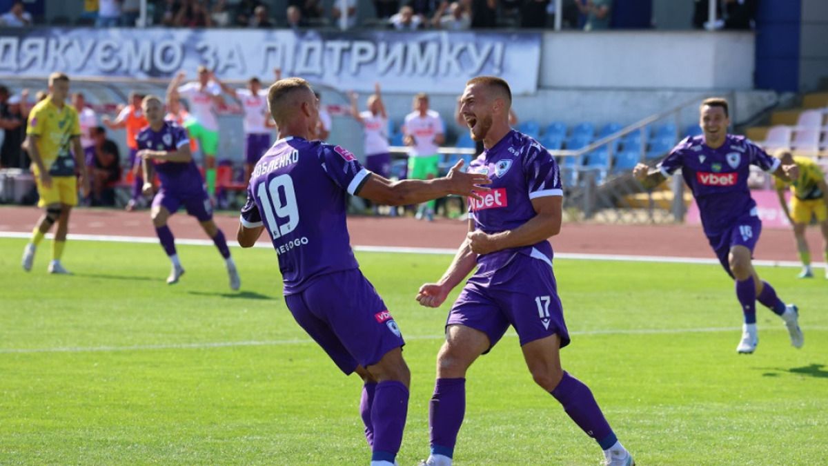 ЛНЗ - Рух: результат та відеоогляд матчу 7-го туру УПЛ 2023/24 ЛНЗ - Рух: результат та відеоогляд матчу 7-го туру УПЛ 2023/24