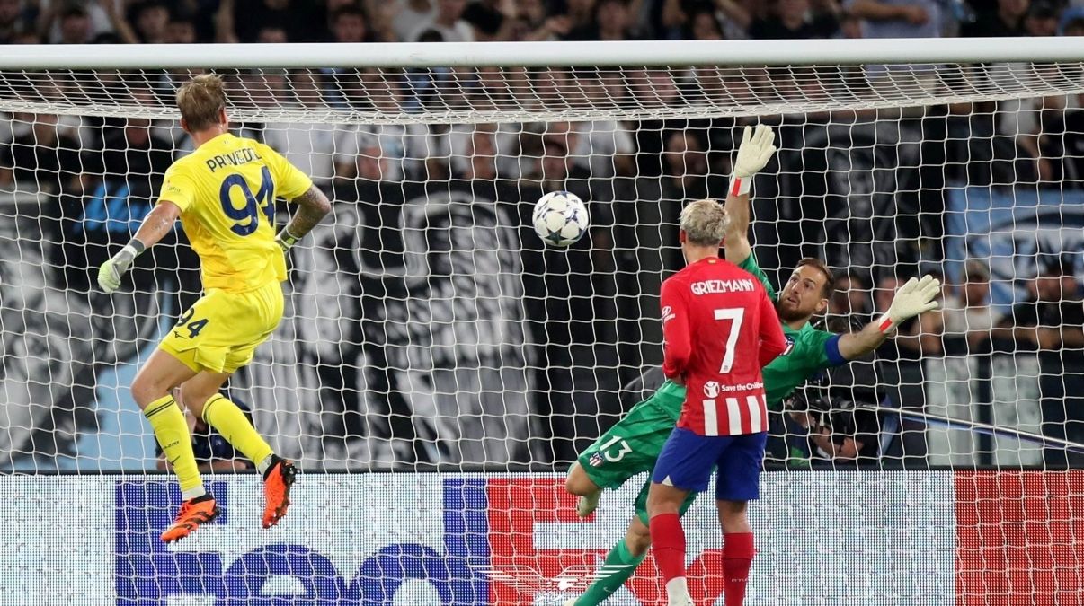 Вратарь Лацио забил гол на последних секундах Вратарь Лацио забил гол на последних секундах