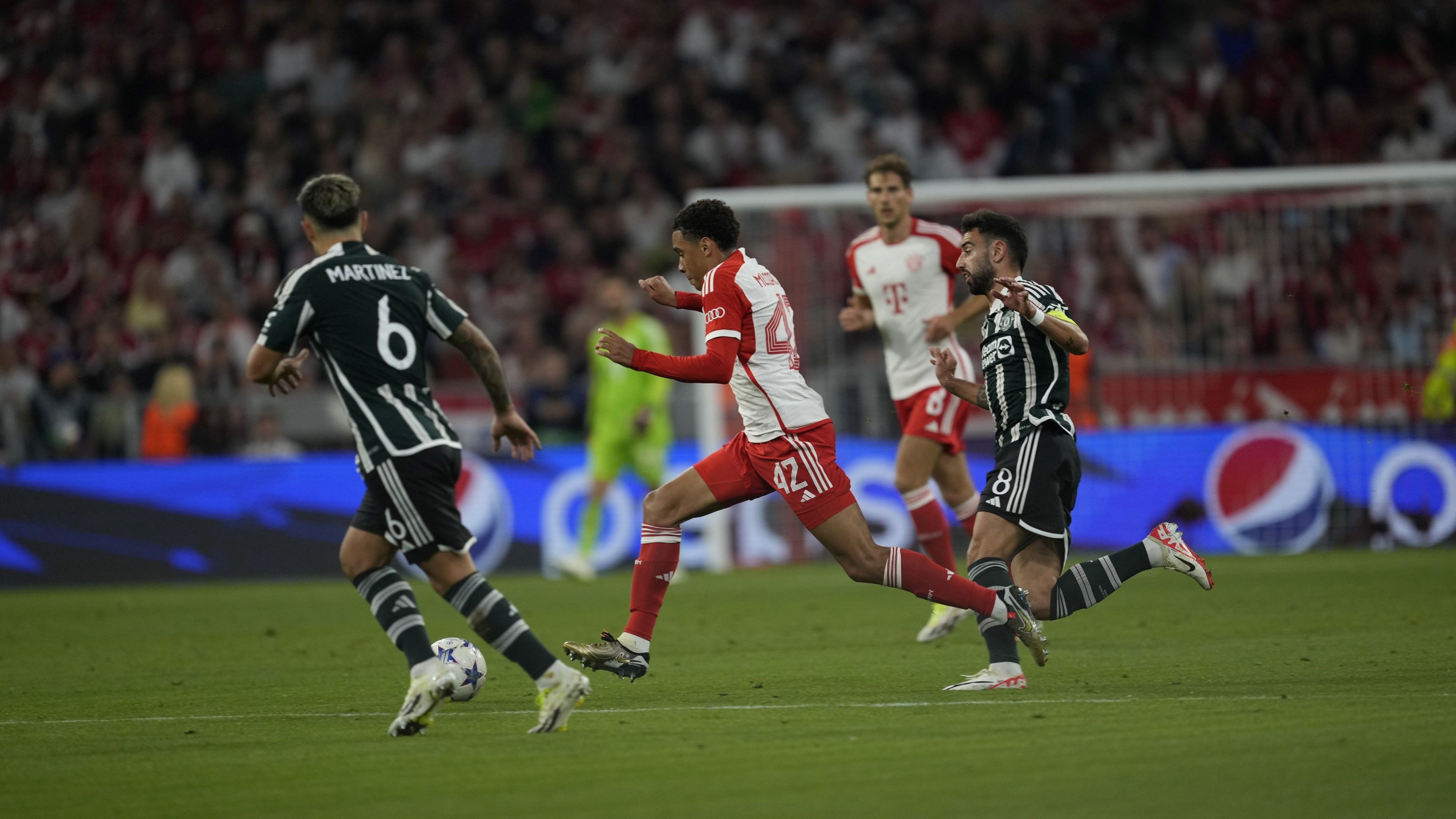 Баварія – Манчестер Юнайтед: онлайн-трансляція матчу Ліги чемпіонів - 24 канал Спорт Баварія – Манчестер Юнайтед: онлайн-трансляція матчу Ліги чемпіонів - 24 канал Спорт