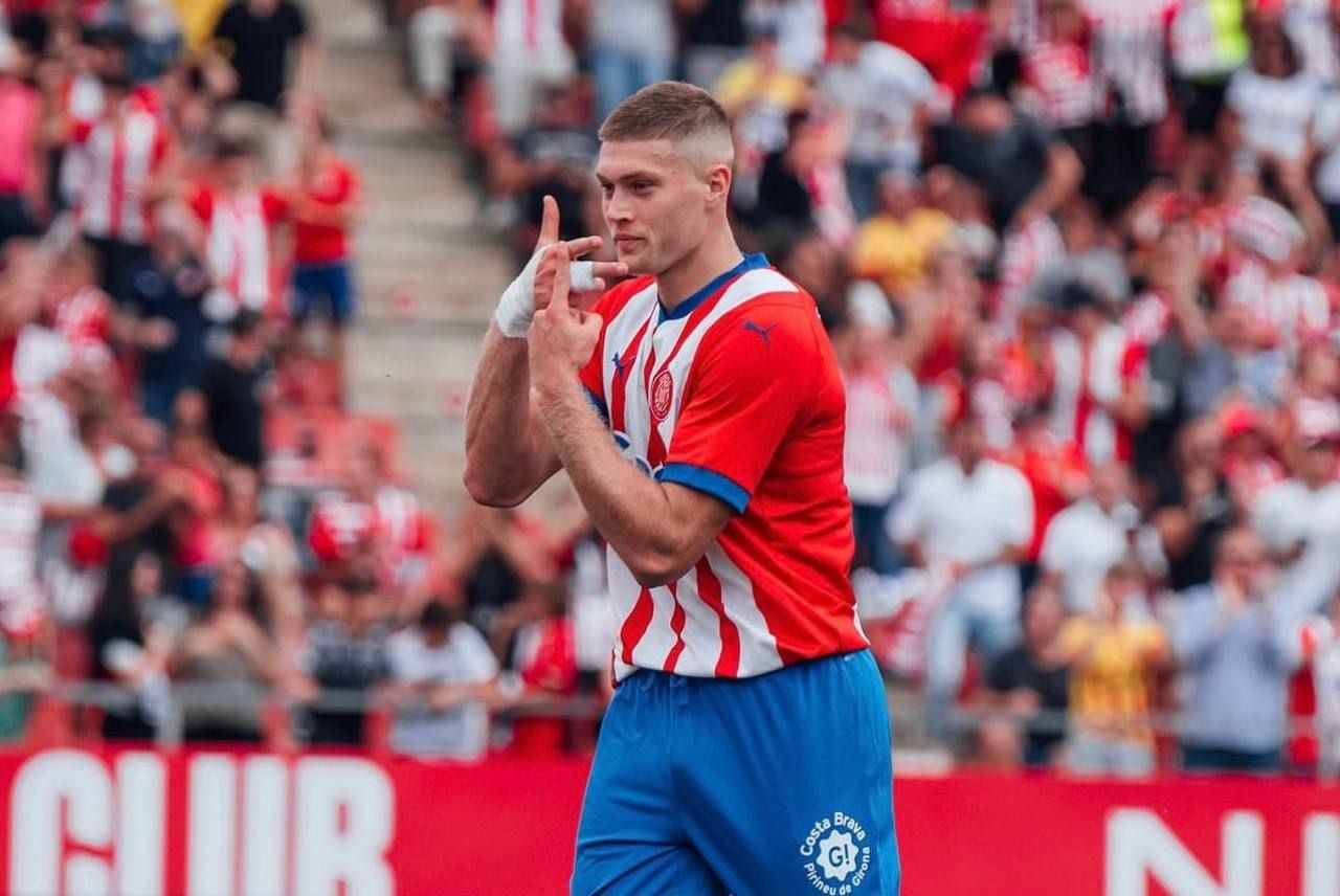 Артем Довбик Артем Довбик