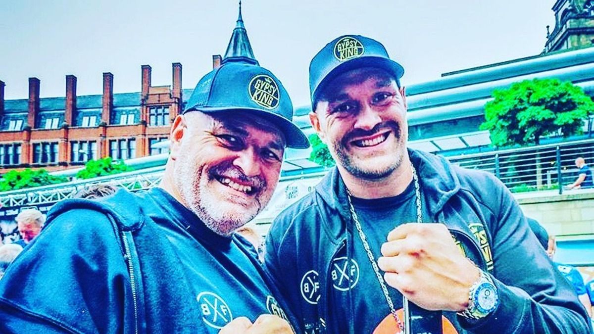 Джон Ф'юрі прокоментував заяви свого сина щодо завершення кар'єри Джон Ф'юрі прокоментував заяви свого сина щодо завершення кар'єри