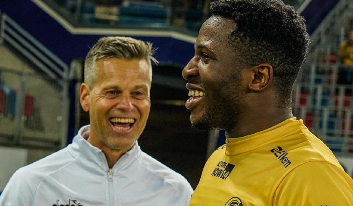 Волеренга Буде-Глимт – видео гола Мумбаньи в 1/2 финала Кубка Норвегии Волеренга Буде-Глимт – видео гола Мумбаньи в 1/2 финала Кубка Норвегии