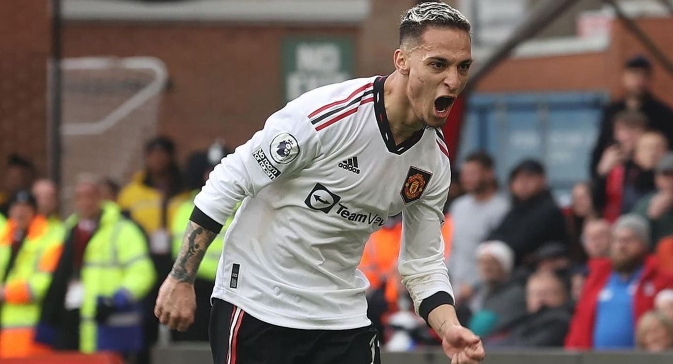 Энтони возвращается в состав Манчестер Юнайтед Энтони возвращается в состав Манчестер Юнайтед