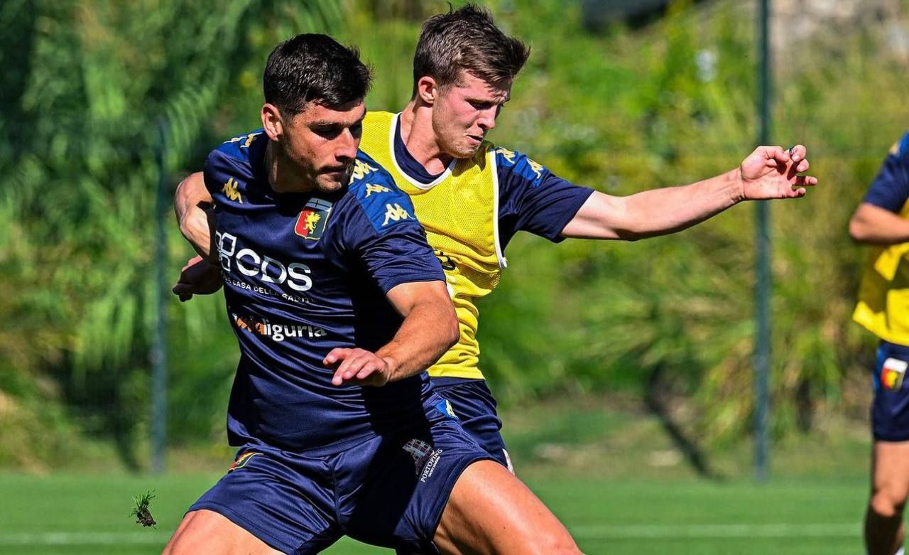 Руслан Маліновський на тренуванні Дженоа Руслан Маліновський на тренуванні Дженоа