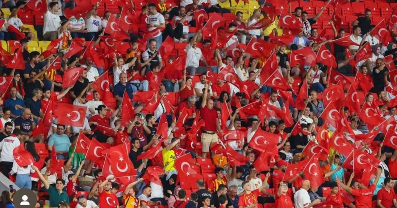 Турецькі вболівальники