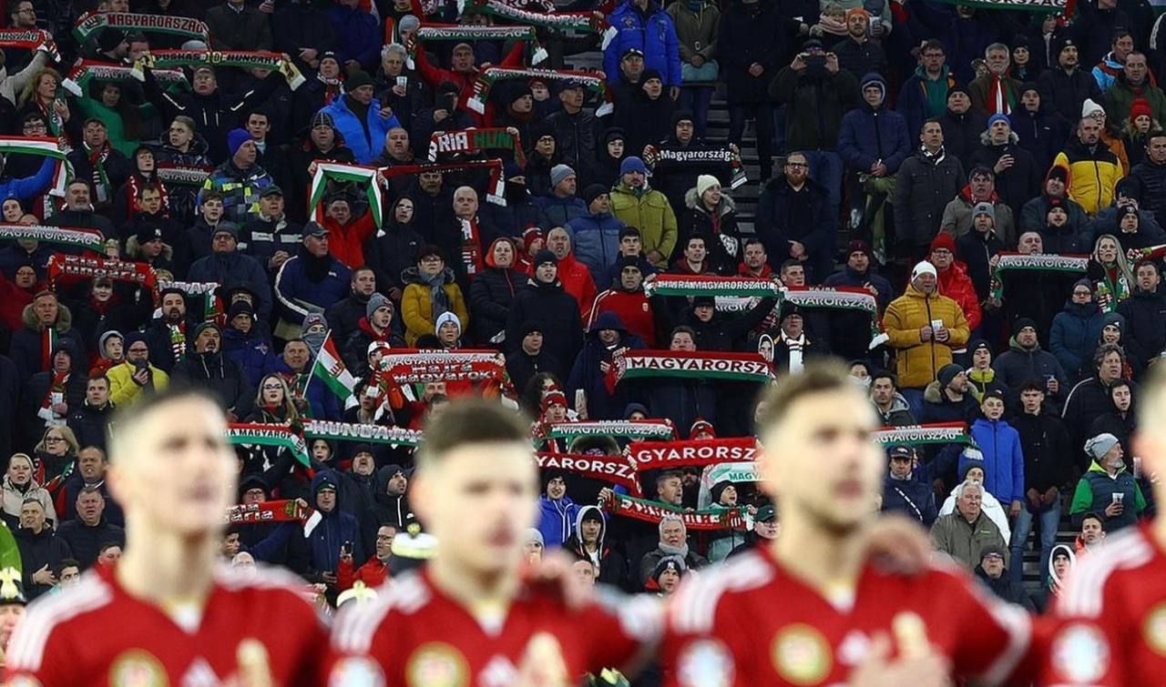 Фанати збірної Угорщини Фанати збірної Угорщини
