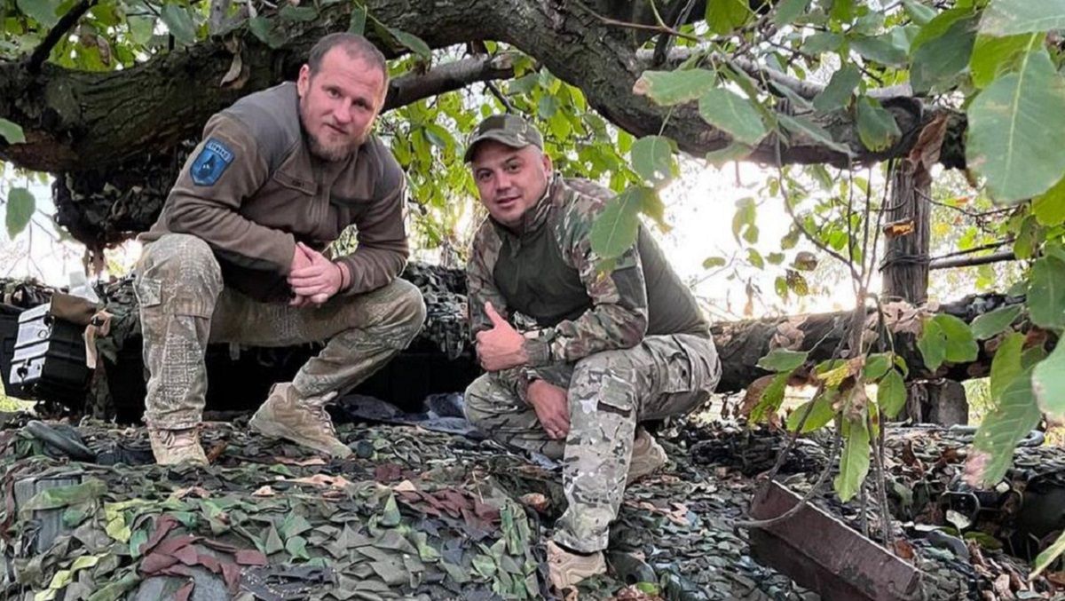 Александр Алиев по-особому поздравил врага от себя и Артема Милевского. Александр Алиев по-особому поздравил врага от себя и Артема Милевского.