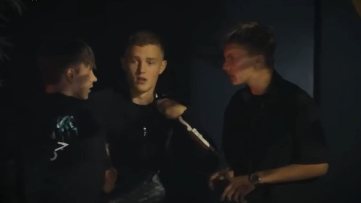 Гравці Динамо, які порушили комндантську годину Гравці Динамо, які порушили комндантську годину