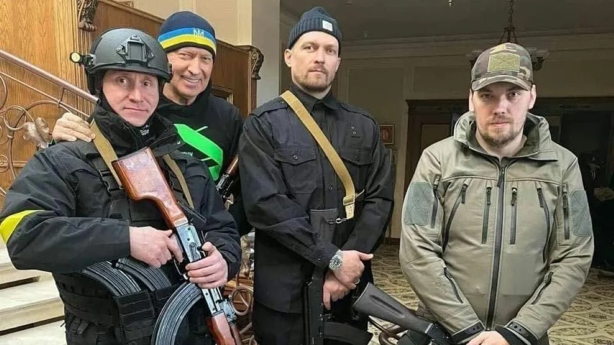 Усик під час служби в територіальній обороні Усик під час служби в територіальній обороні