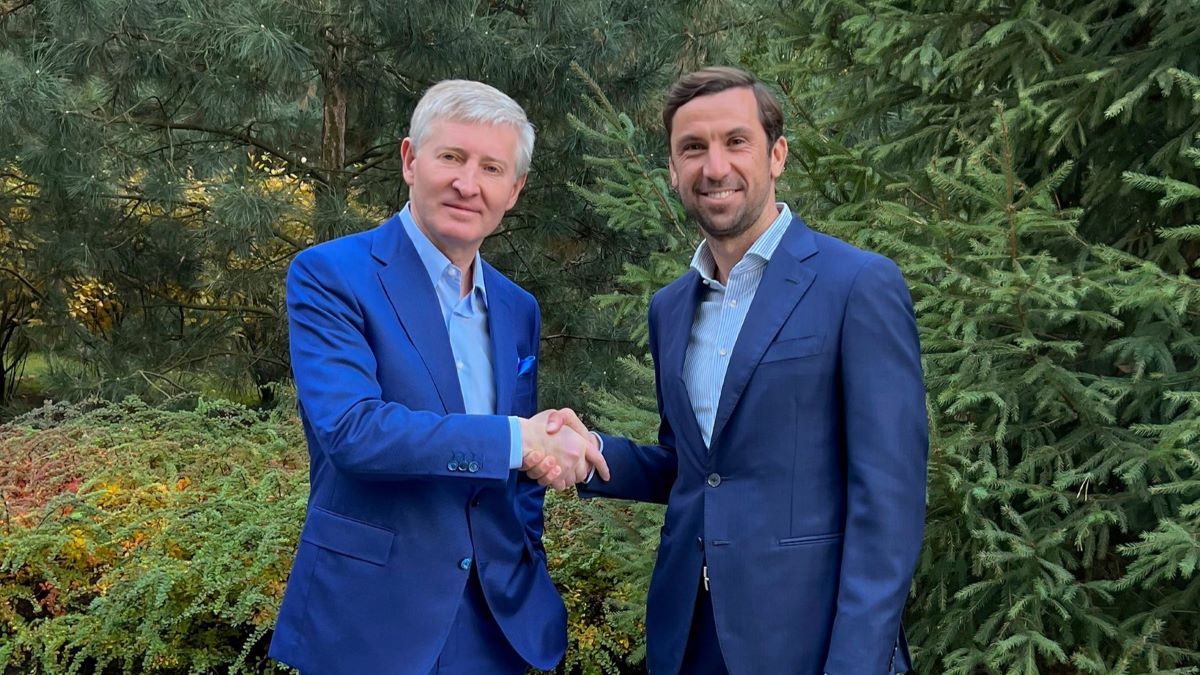 Ахметов та Срна Ахметов та Срна