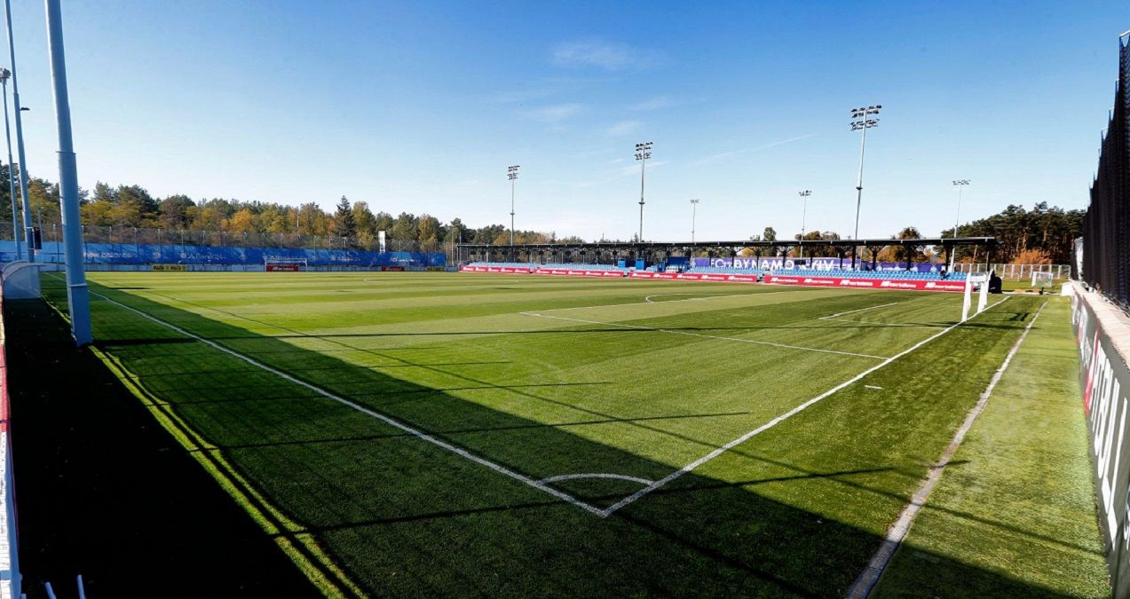 Ненастье в Украине 28 октября - база Динамо пострадала от шторма - видео Ненастье в Украине 28 октября - база Динамо пострадала от шторма - видео