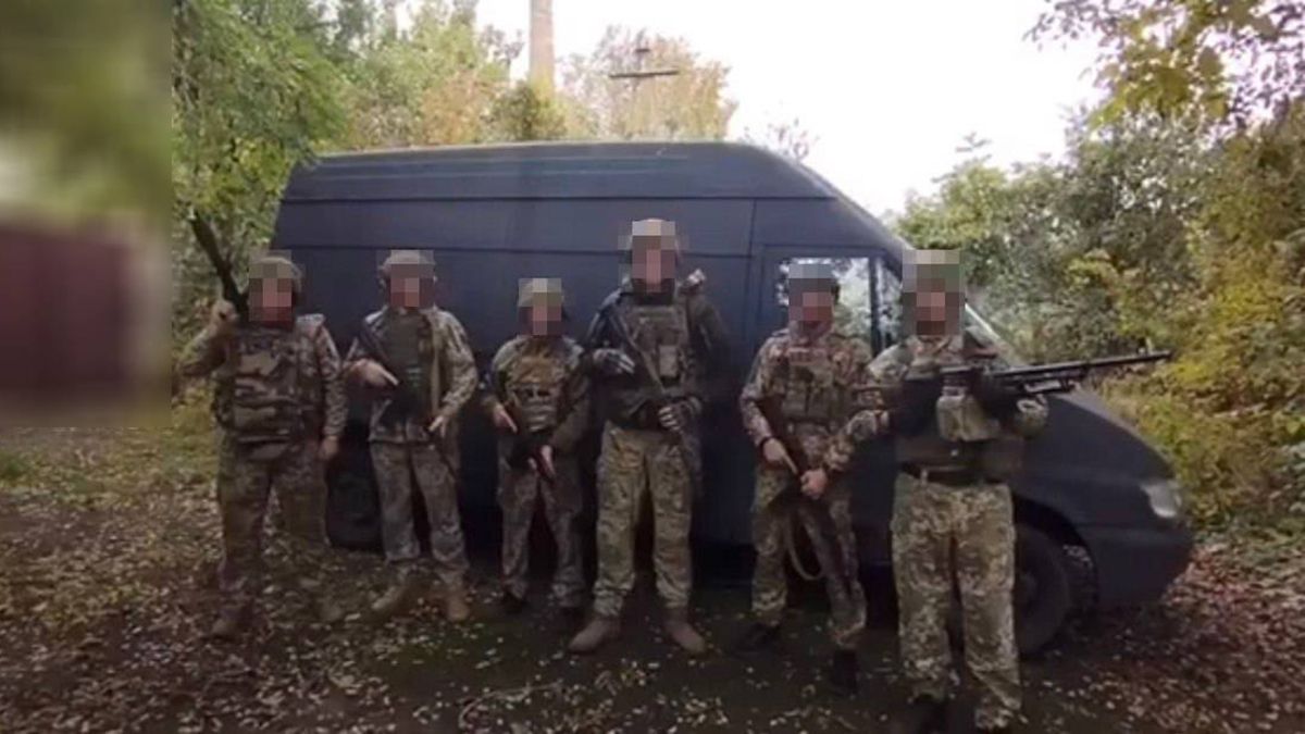 Еще 4 внедорожника и микроавтобусы: Favbet Foundation продолжает системно помогать ВСУ Еще 4 внедорожника и микроавтобусы: Favbet Foundation продолжает системно помогать ВСУ