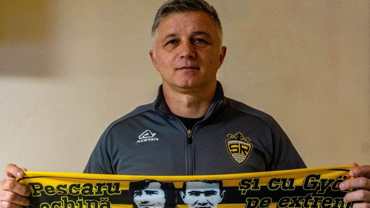 53-летний тренер Йонел Пырву забил в 10-м туре Брашов - Виторул - видео 53-летний тренер Йонел Пырву забил в 10-м туре Брашов - Виторул - видео