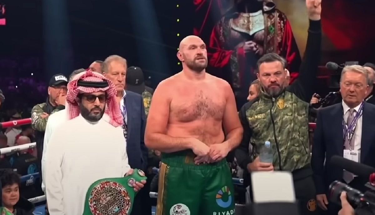 Усик Фьюри - Красюк прокомментировал травму Цыганского короля Усик Фьюри - Красюк прокомментировал травму Цыганского короля