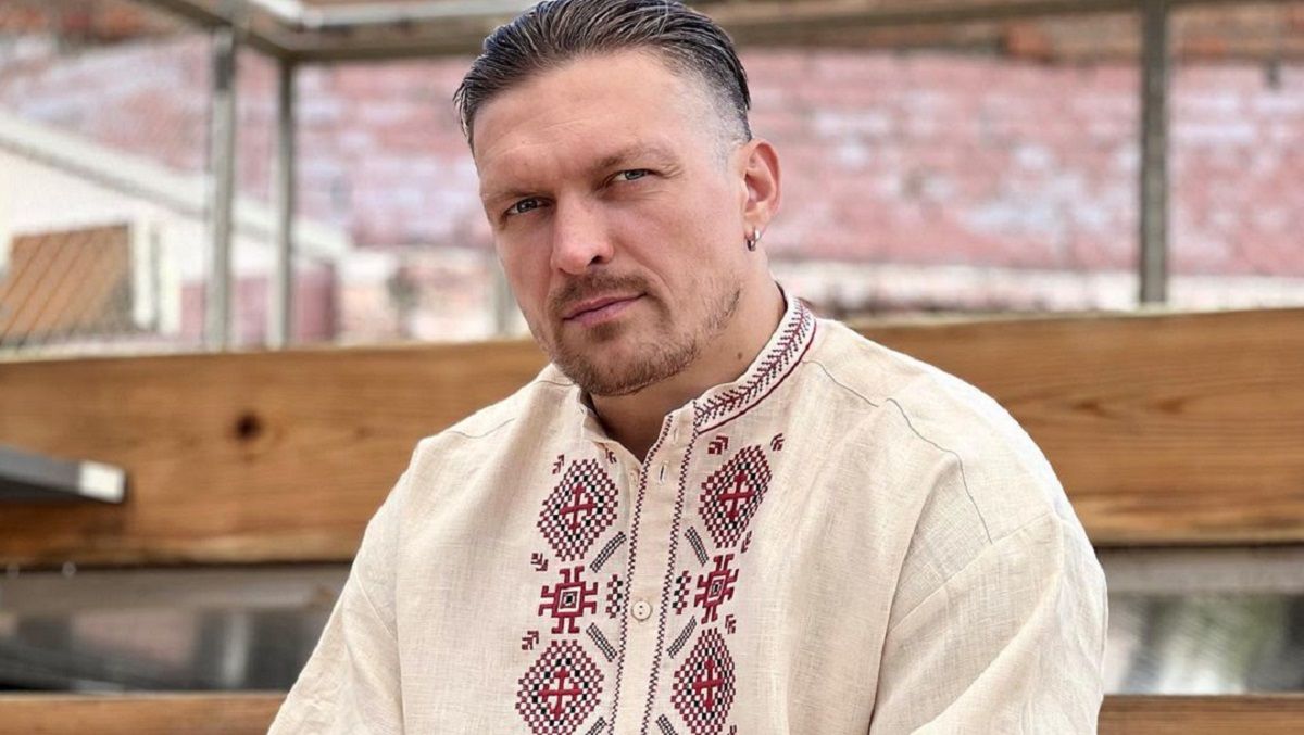Усик розповів про поїздки на фронті - що захисники попросили боксера Усик розповів про поїздки на фронті - що захисники попросили боксера