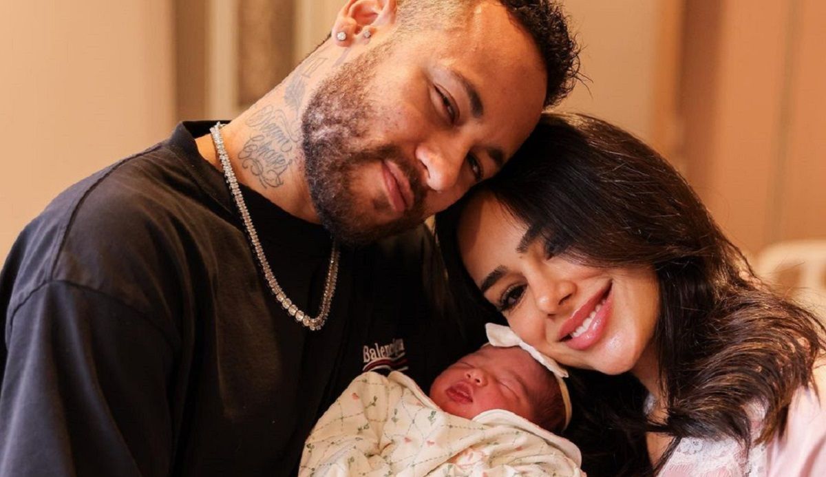 Неизвестные пытались украсть дочь Неймара – детали ограбления в Бразилии Неизвестные пытались украсть дочь Неймара – детали ограбления в Бразилии