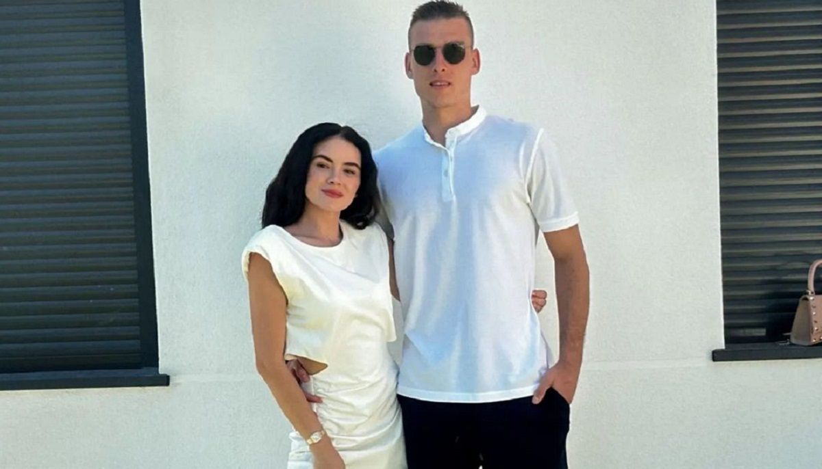 Лунин посвятил победу Реала жене – реакция звезд клуба на игру гоклипера в ЛЧ Лунин посвятил победу Реала жене – реакция звезд клуба на игру гоклипера в ЛЧ