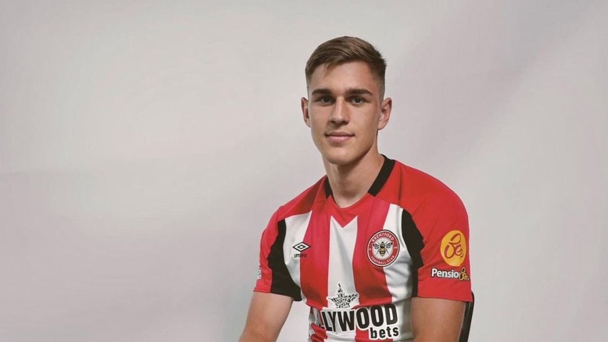 Украинец Егор Ярмолюк стал одним из лучших дриблеров 12 тура АПЛ Украинец Егор Ярмолюк стал одним из лучших дриблеров 12 тура АПЛ