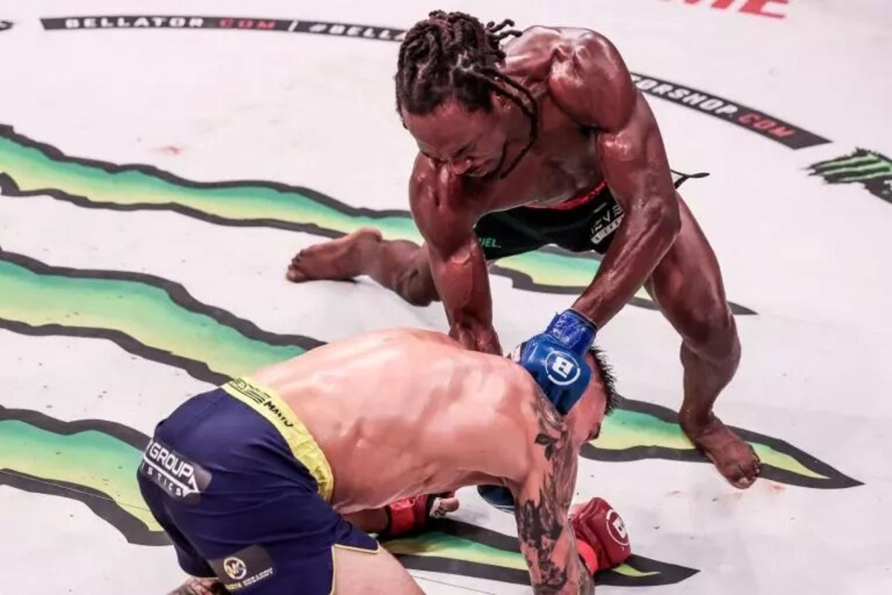 Джексон победил Амосова Джексон победил Амосова