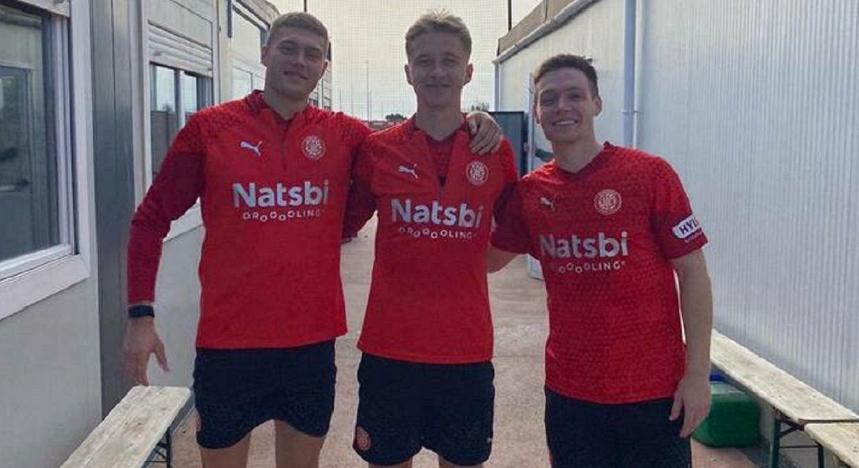 Мельниченко потренувався із першою командою Жирони - фото з Циганковим та Довбиком Мельниченко потренувався із першою командою Жирони - фото з Циганковим та Довбиком