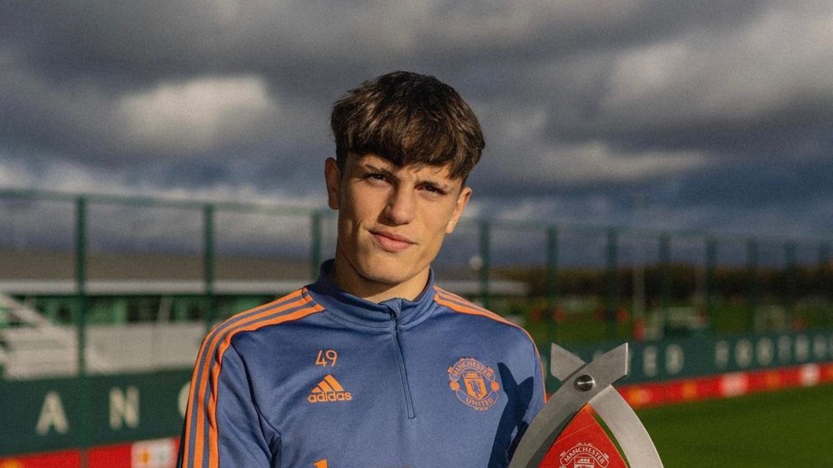 Відео голу ножицями у виконанні гравця Манчестер Юнайтед Гарначо Відео голу ножицями у виконанні гравця Манчестер Юнайтед Гарначо