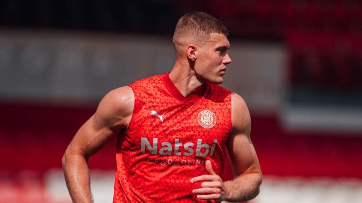 Артем Довбик Артем Довбик