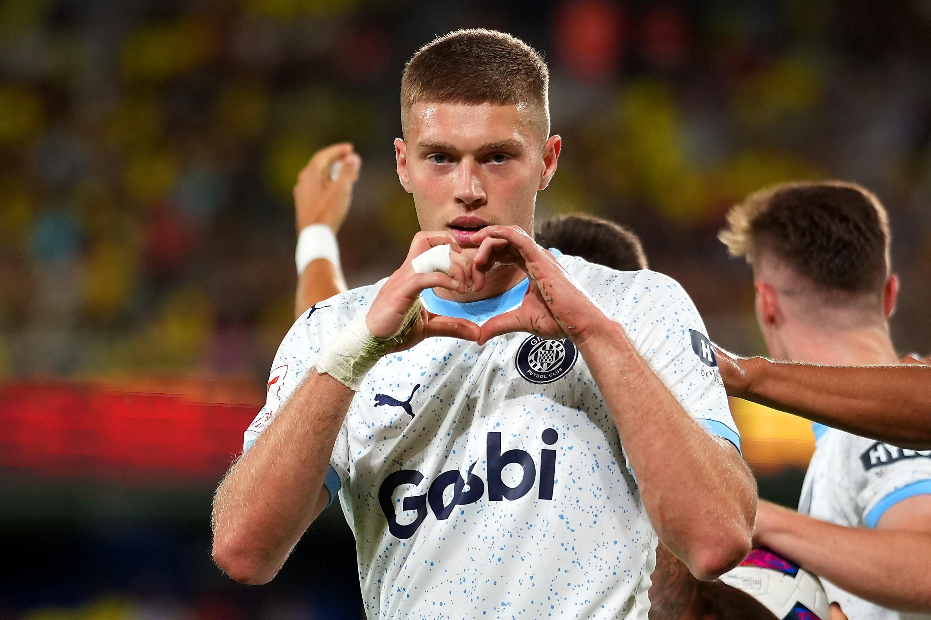 Артем Довбик Артем Довбик