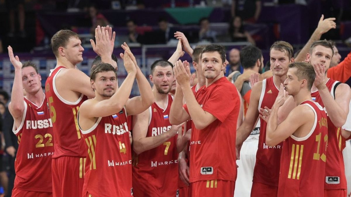 ФИБА продолжила отстранение сборных России и Белоруссии от соревнований ФИБА продолжила отстранение сборных России и Белоруссии от соревнований