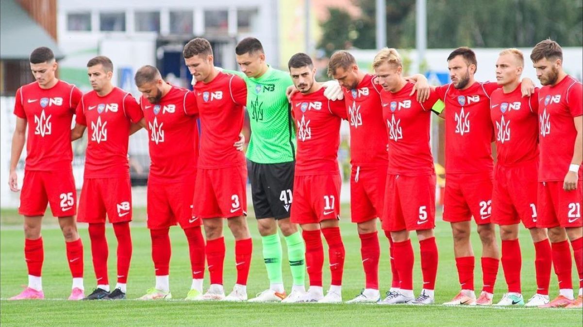 Нива Бузова припиняє свою діляльність Нива Бузова припиняє свою діляльність