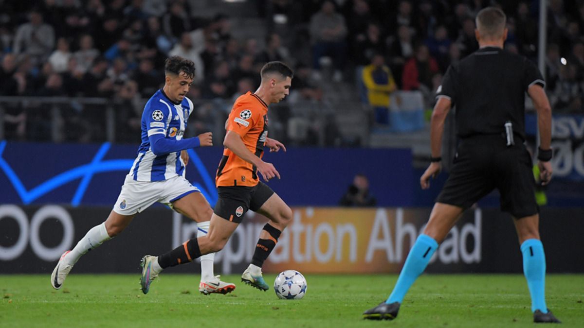 Порту - Шахтер - видео гола Тареми в ворота горняков Лиги чемпионов 2023/24 Порту - Шахтер - видео гола Тареми в ворота горняков Лиги чемпионов 2023/24