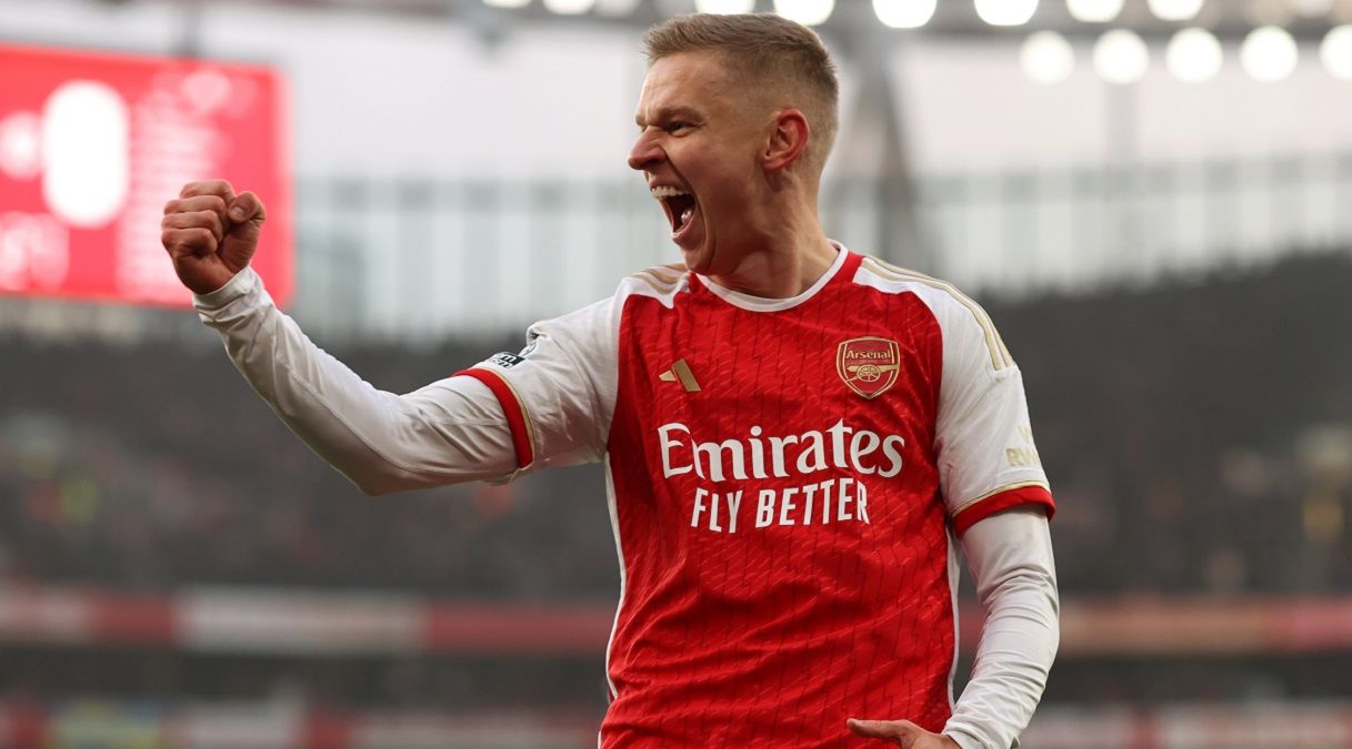 Олександру Зінченку – 27 - як Арсенал привітав українського футболіста - відео Олександру Зінченку – 27 - як Арсенал привітав українського футболіста - відео