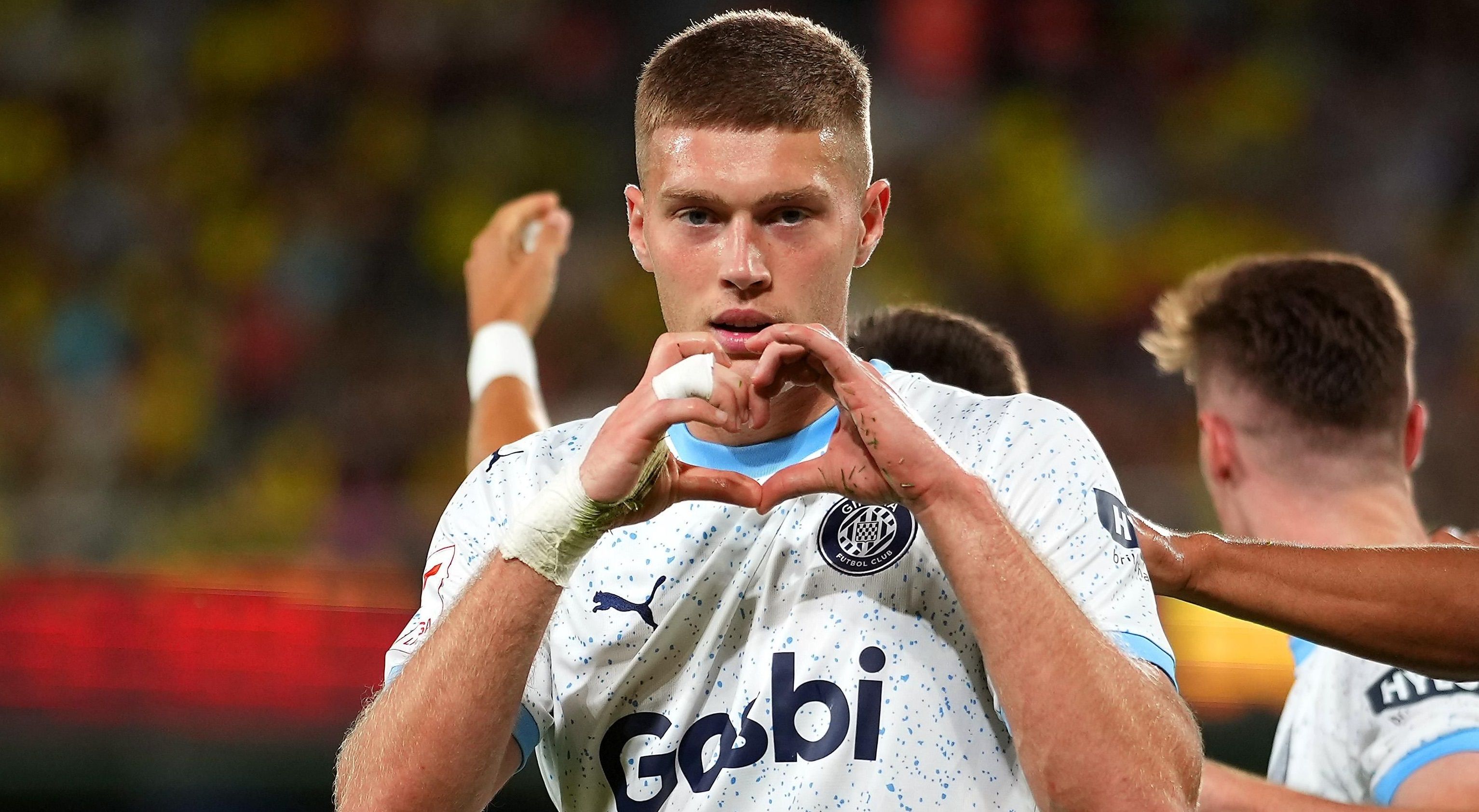 Артем Довбик Артем Довбик