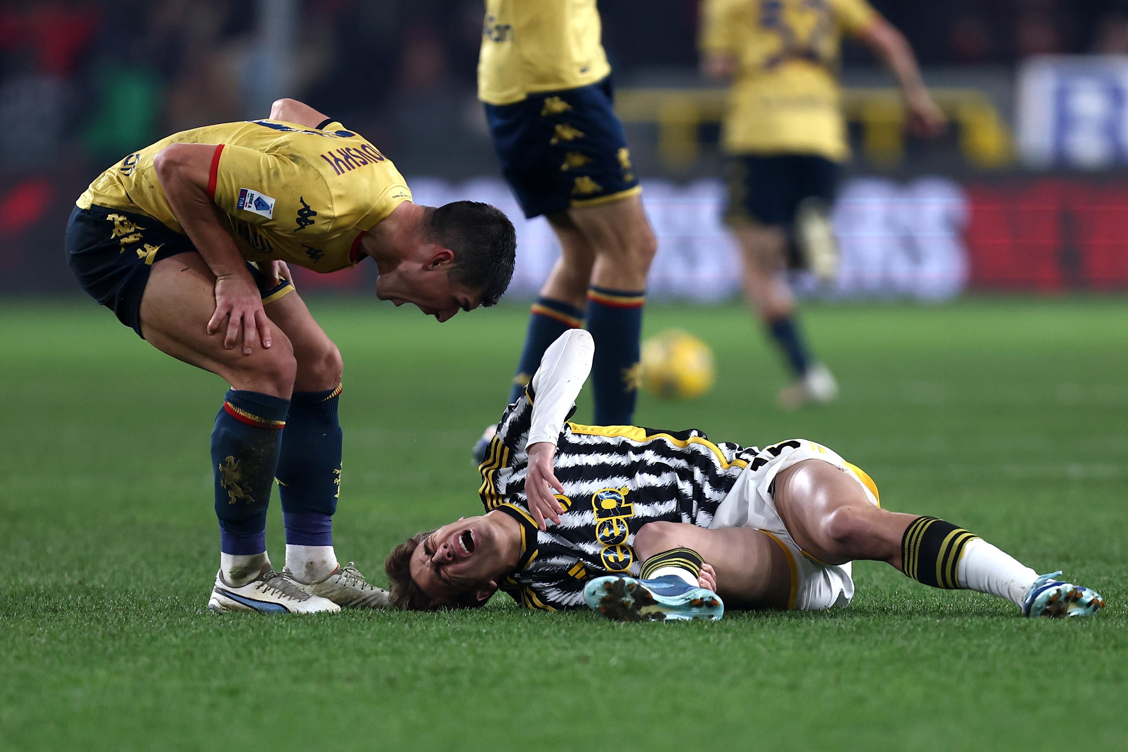 Колишній суддя розкритикував жовту картку Маліновського - що сталось у матчі Дженоа Колишній суддя розкритикував жовту картку Маліновського - що сталось у матчі Дженоа