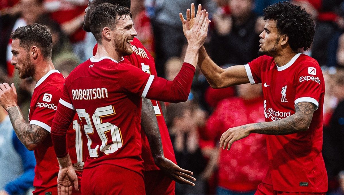 Ліверпуль є лідером АПЛ Ліверпуль є лідером АПЛ