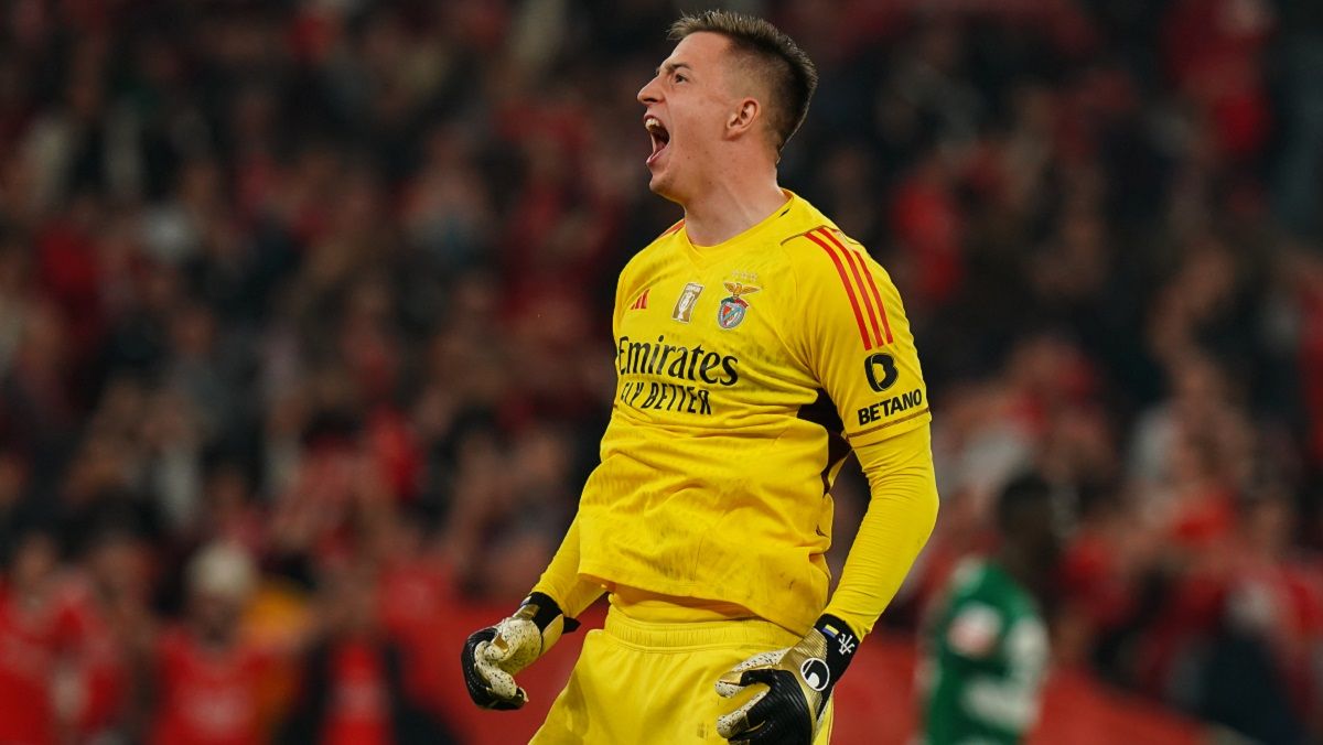 Сейв Анатолия Трубина в матче Ароука – Бенфика Сейв Анатолия Трубина в матче Ароука – Бенфика