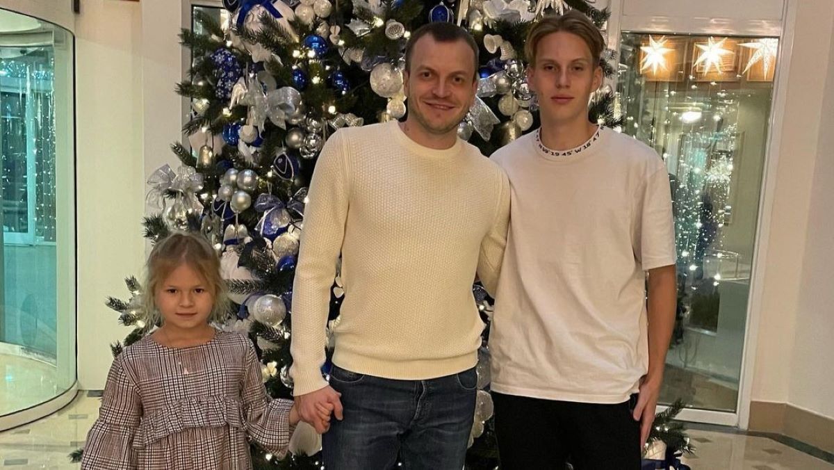 Олег Гусев со своими детьми Олег Гусев со своими детьми