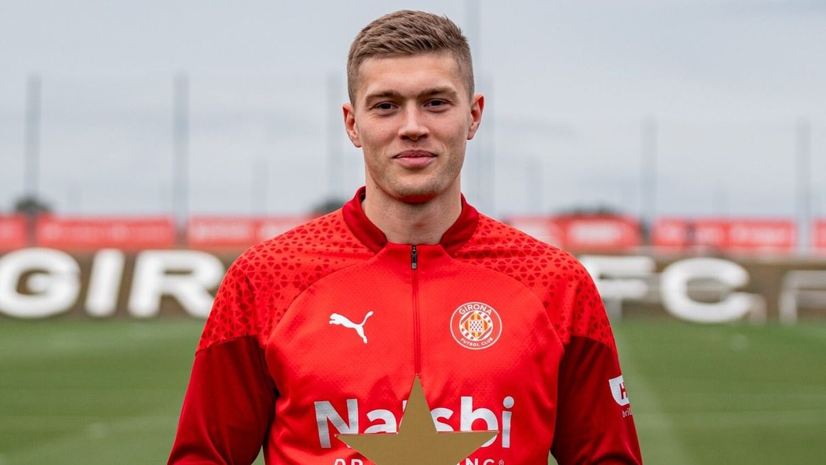 Артем Довбик став найкращим гравцем Жирони в грудні Артем Довбик став найкращим гравцем Жирони в грудні