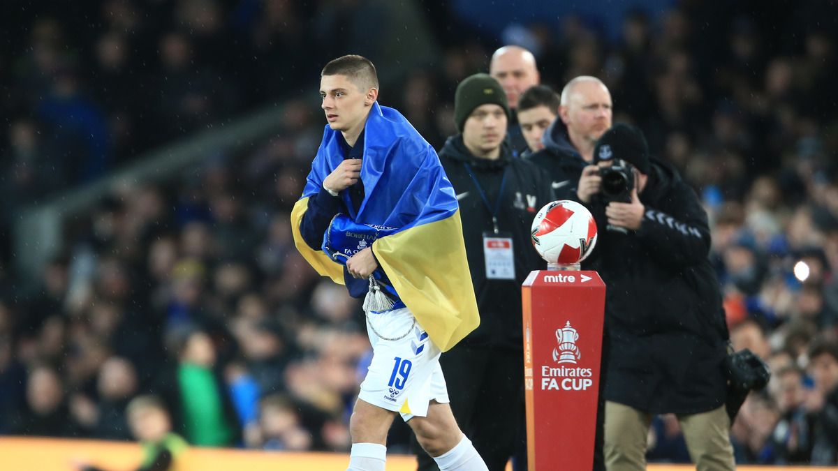 Миколенко приєднався до фанатського збору для військових Миколенко приєднався до фанатського збору для військових