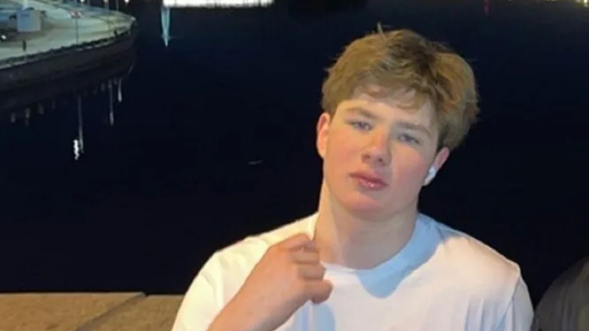 Глеб Небесов выбросился из окна – что известно о смерти российского хоккеиста Глеб Небесов выбросился из окна – что известно о смерти российского хоккеиста