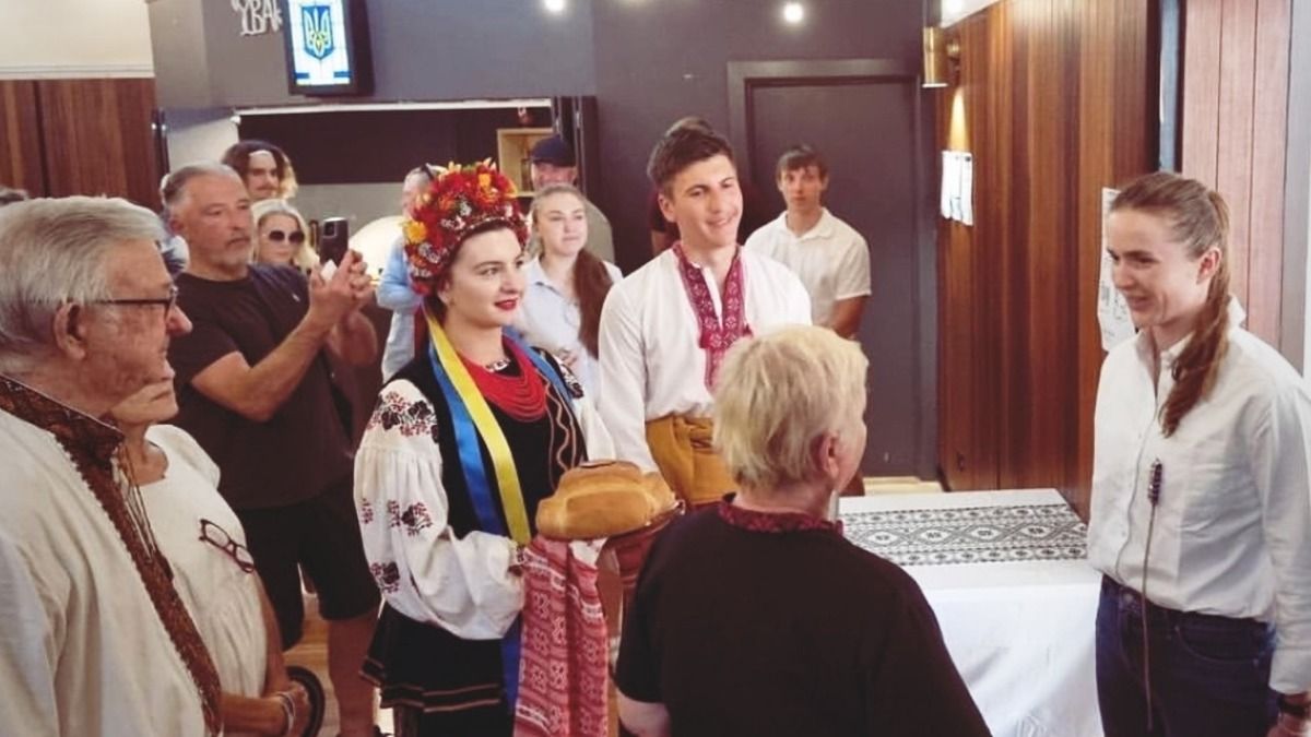 Свитолина провела встречу с украинским обществом Мельбурна - фото