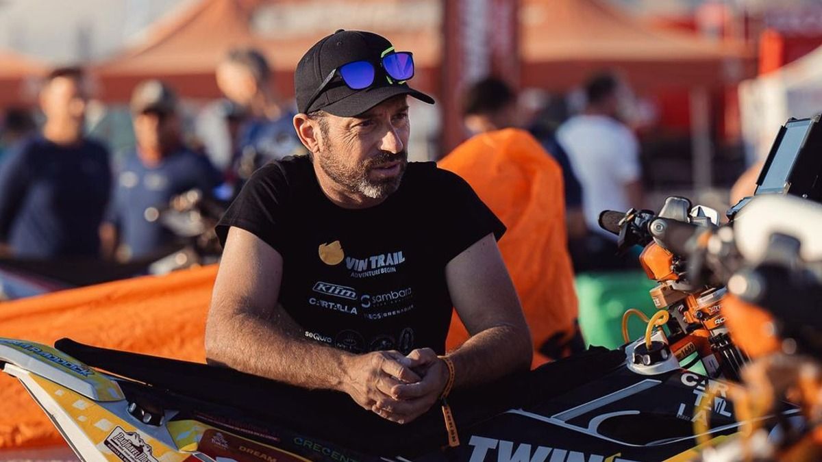 Мотогонщик Карлес Фалькон скончался после аварии на ралли "Дакар"