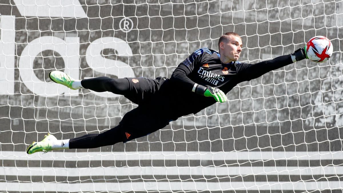 Андрій Лунін Андрій Лунін