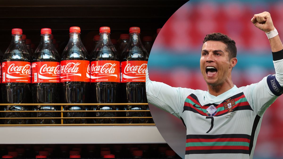 Первые коллаборации брендов с футбольными звездами Роналду, Месси, Пеле – раритетные кадры. Первые коллаборации брендов с футбольными звездами Роналду, Месси, Пеле – раритетные кадры.